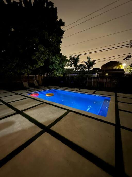 New Miami Home, Pool Near Airport And Beaches, King Bed Exterior photo